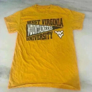 Yellow West Virginia mountaineers t shirt!!